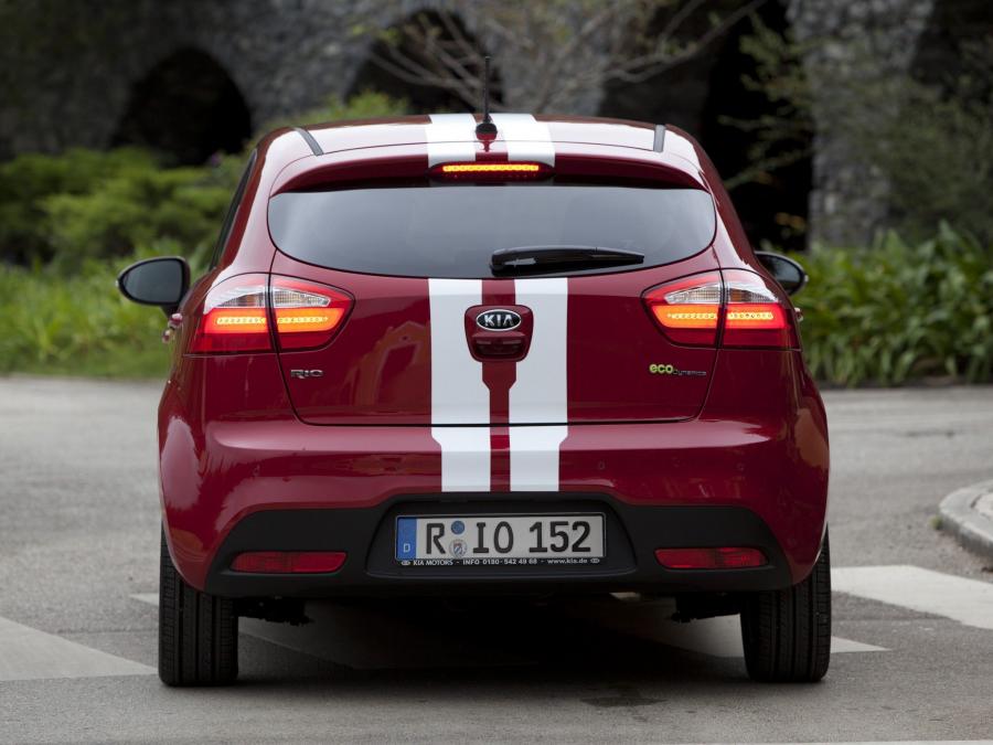 Kia Rio 5-Door EcoDynamics 2011 года  (фото 11 из 27)